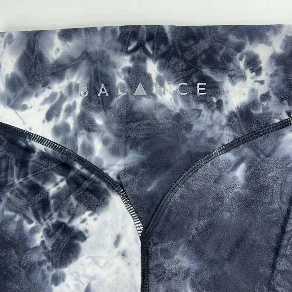 Balance Athletica Women’s The Cloud Short Logo Avalanche Tie Dye Size XXS New - Picture 6 of 12